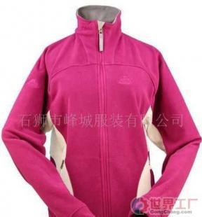 抓絨服裝批發(fā)指南 抓毛絨、搖粒絨的商機(jī)與采購(gòu)策略